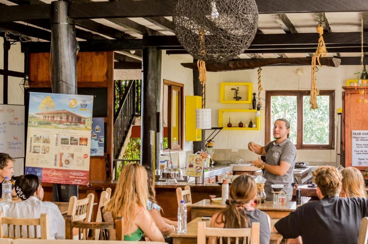Coffee Tree Boutique Hostel 萨兰托 外观 照片