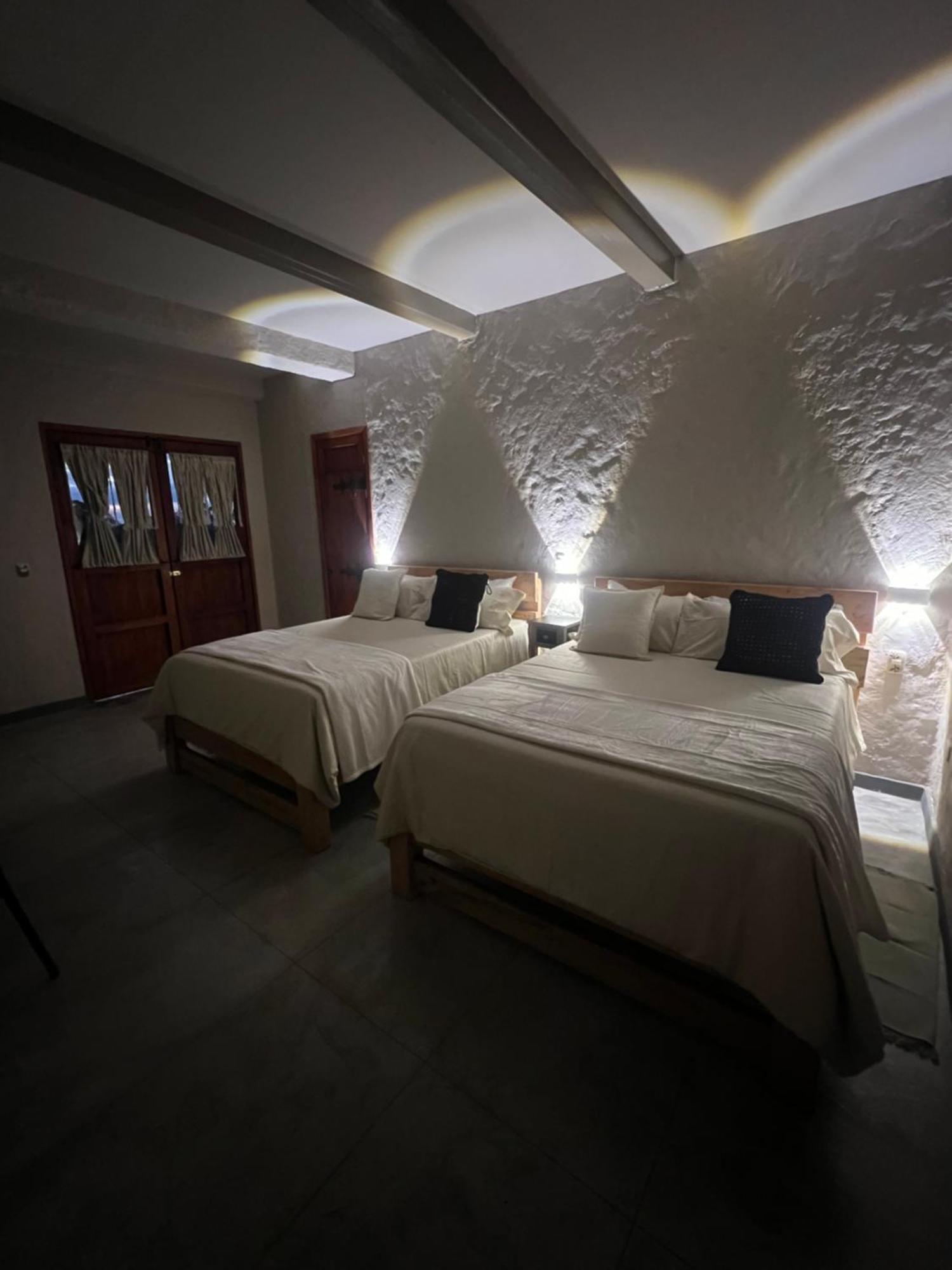 Coffee Tree Boutique Hostel 萨兰托 外观 照片