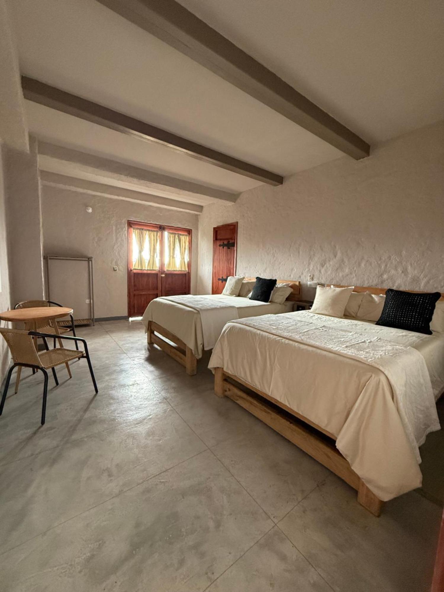 Coffee Tree Boutique Hostel 萨兰托 外观 照片