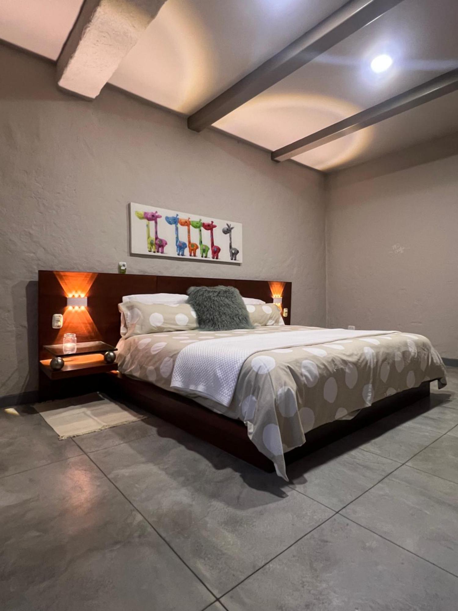 Coffee Tree Boutique Hostel 萨兰托 外观 照片